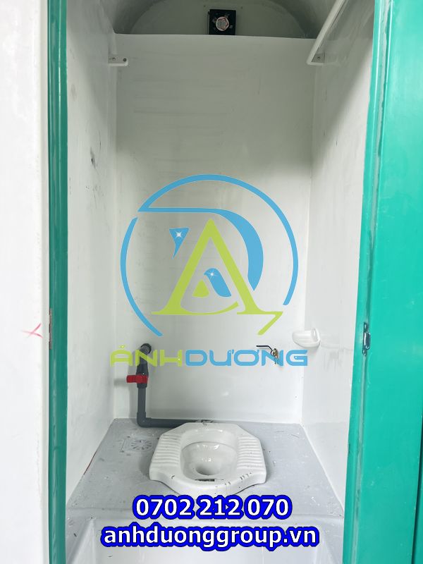 Hình ảnh thực tế nhà vệ sinh di động composite buồng đơn